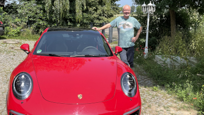 Thorsten Deska mit seinem Porsche 911